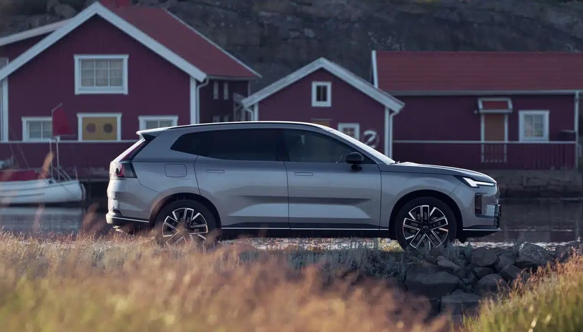 Volvo Strategie 2026: XC60 bleibt, EX60 kommt & Hybrid-Offensive