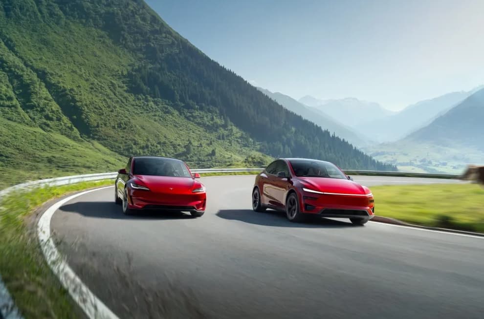 E-Auto-Rabatte 2026: Kanadas neues Förderprogramm & Teslas Zins-Hammer