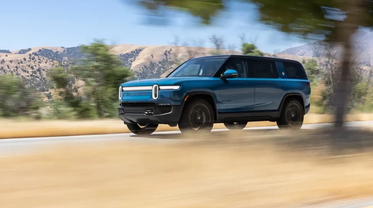 Rivian Update 2026.03: Sport-Modus für alle & Apple Watch Key