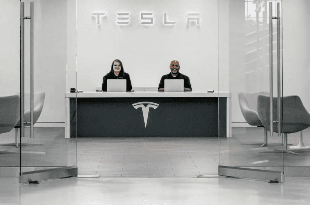 Tesla Indien: KI-Offensive & Chip-Design-Zentrum geplant