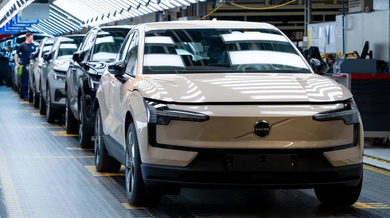 Volvo EX30 Rückruf 2026: Brandgefahr bei über 40.000 Elektro-SUVs