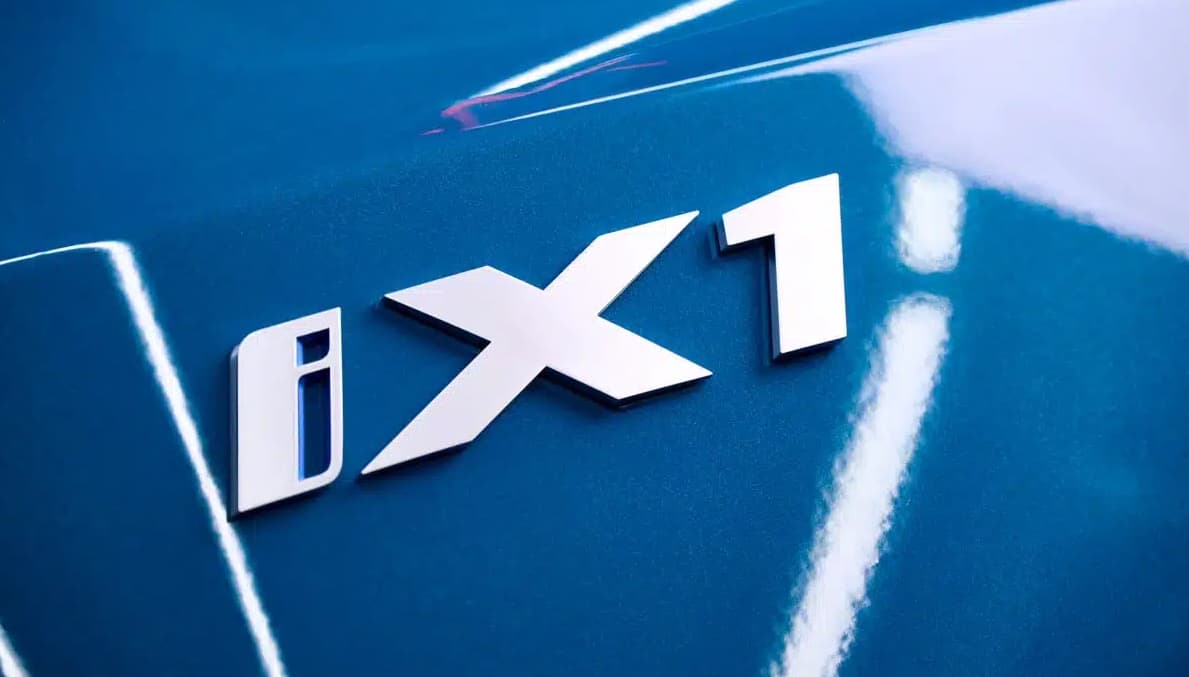 BMW iX1 2027: 800-Volt-Technik und 600 PS im Anflug