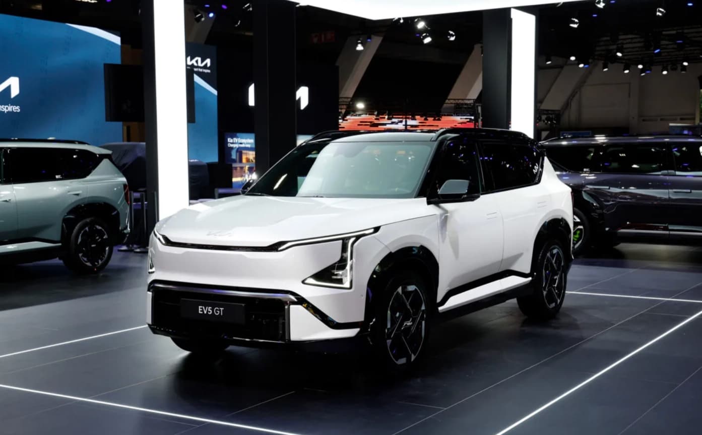 Kia EV5: Allrad-Offensive und Topmodell GT ab sofort bestellbar