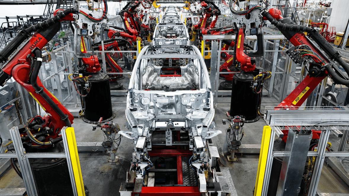 Tesla führt Nachhaltigkeits-Ranking 2026 an: Transparenz-Sieg bei Batterien