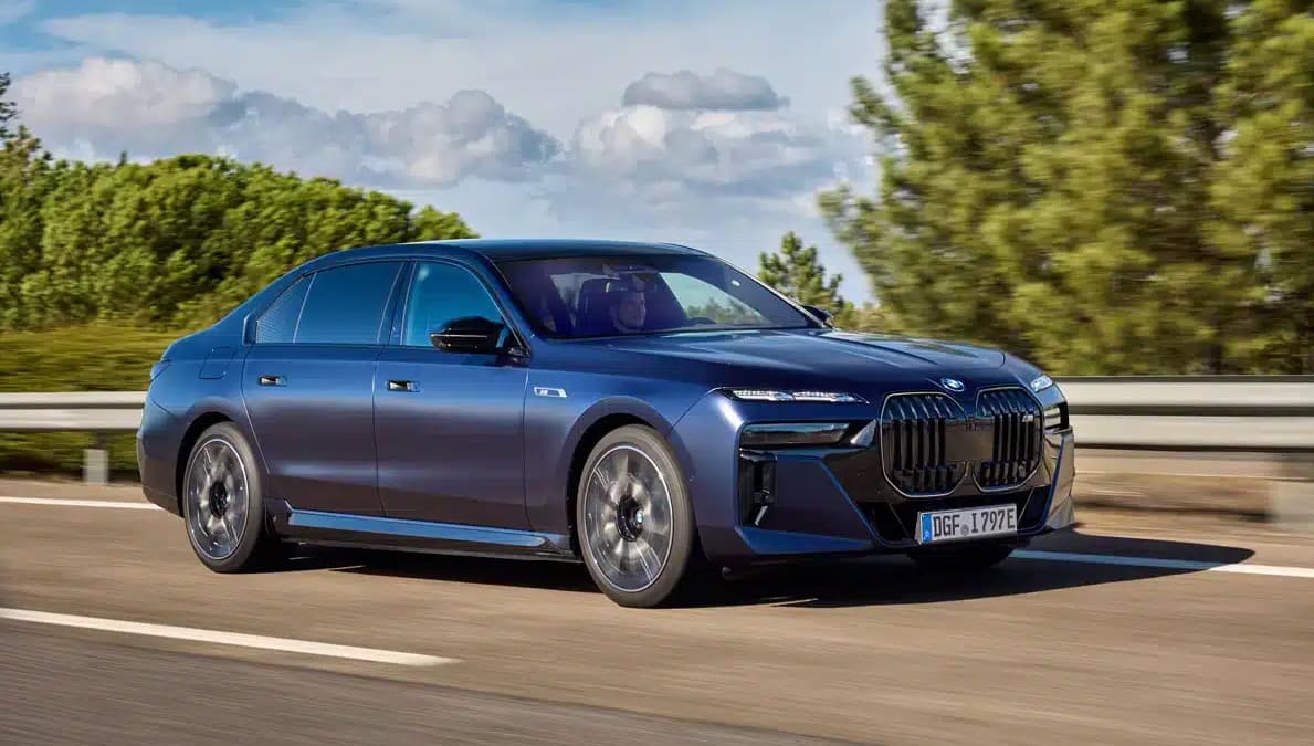 BMW i7 Facelift 2027: Luxus-Liner mit „Neue Klasse“-Genen