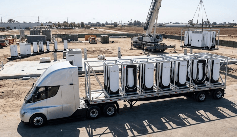 Tesla FU-Supercharger: Neue Falt-Stationen für Rekord-Ausbau