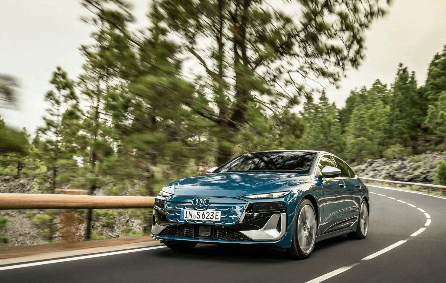 Audi Q1 2026: Hybrid-Boom überholt reine E-Autos