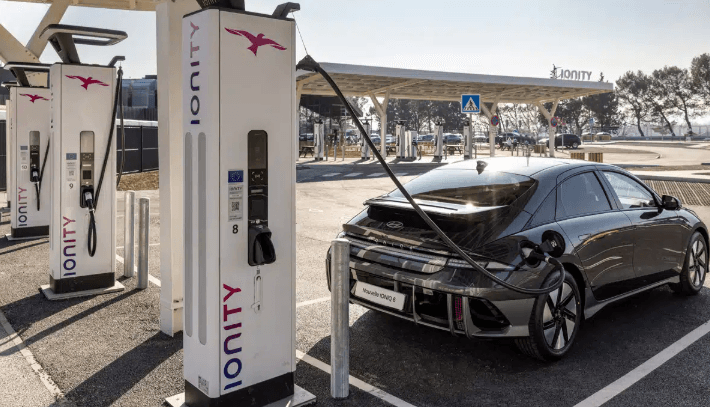 Ionity erhöht Ladepreise ab 1. Juli 2026 um vier Prozent