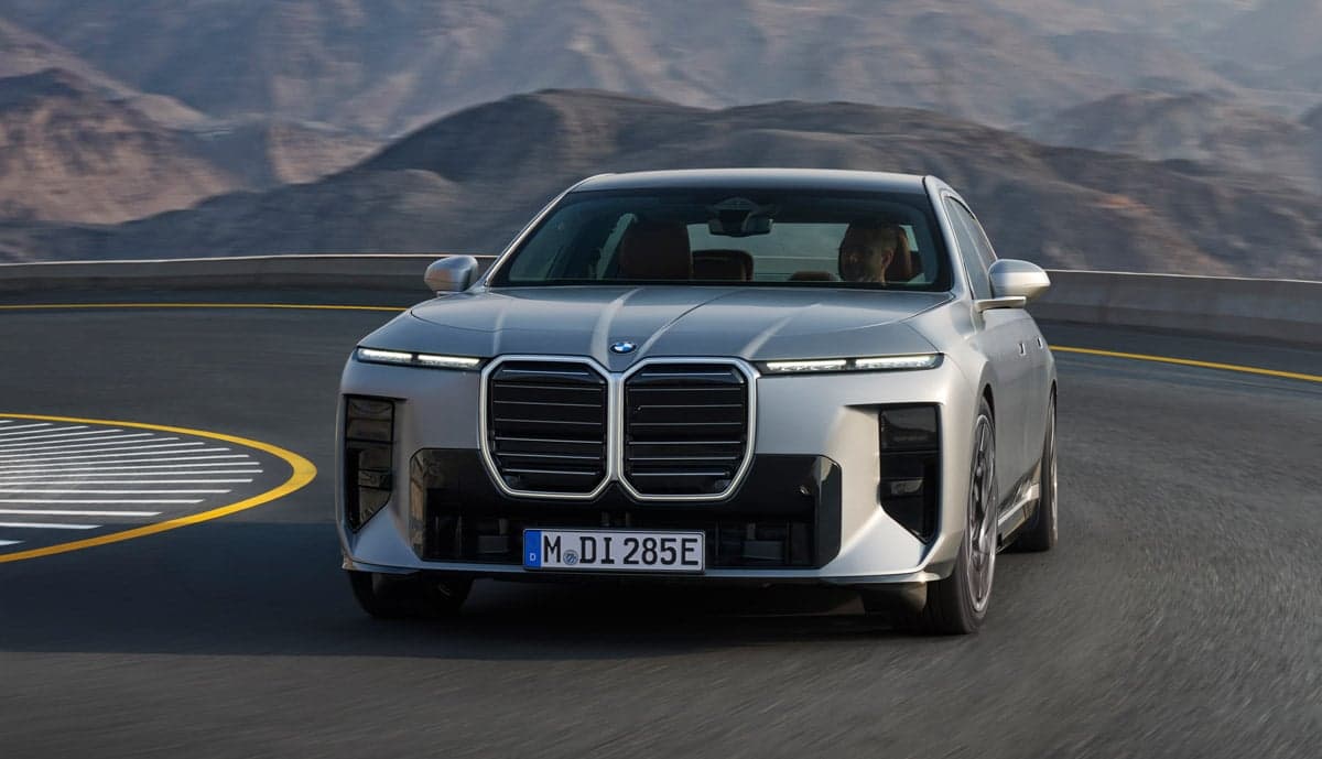 BMW Group im 1. Halbjahr 2026: 204.295 E-Autos ausgeliefert, Q2 dreht dank iX3 ins Plus