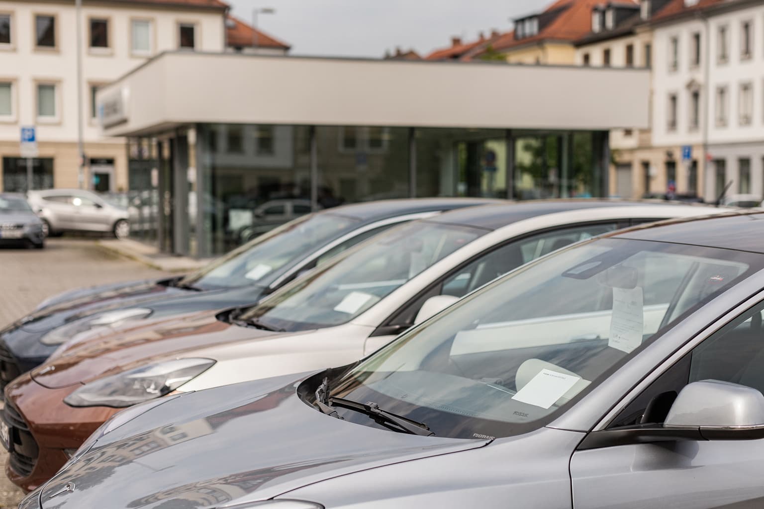 Studie: E-Autos sind real 18% günstiger geworden, trotz höherer Listenpreise