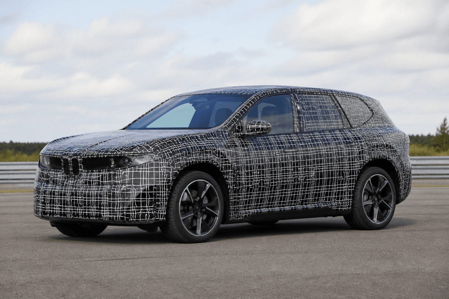 BMW Group beschleunigt Umbau, Neue Klasse zieht an