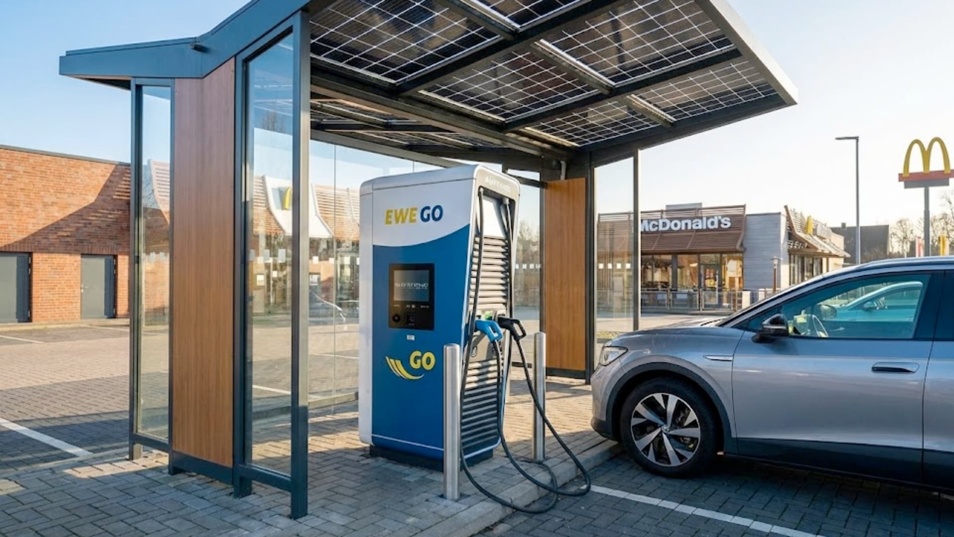 EWE Go Ladenetz: 2.000 Schnellladepunkte erreicht