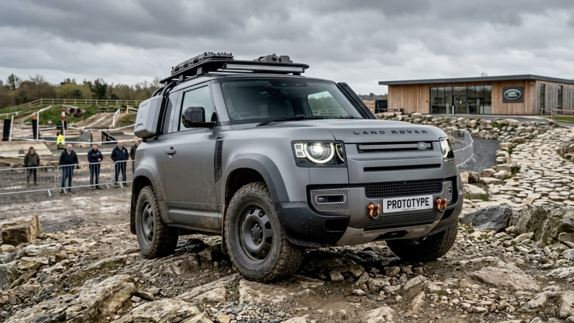 Kleiner Elektro-Defender 2027: JLR plant kompaktes Offroad-Modell