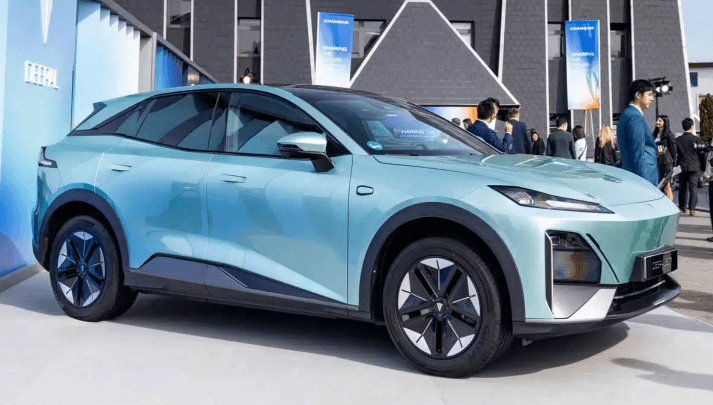 Chinas Auto-Offensive in der Krise: Milliarden-Investitionen vs. Marken-Unbekanntheit