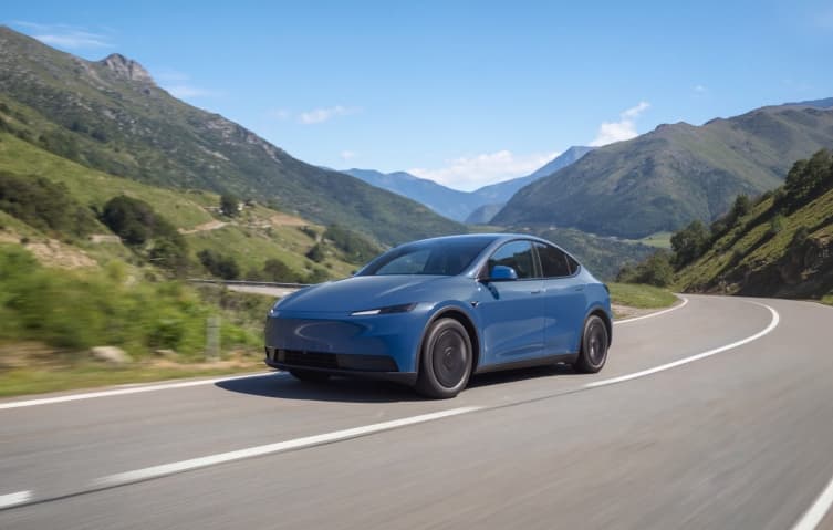 Tesla Model Y: Neue Farbe Coastal Blue startet in Europa