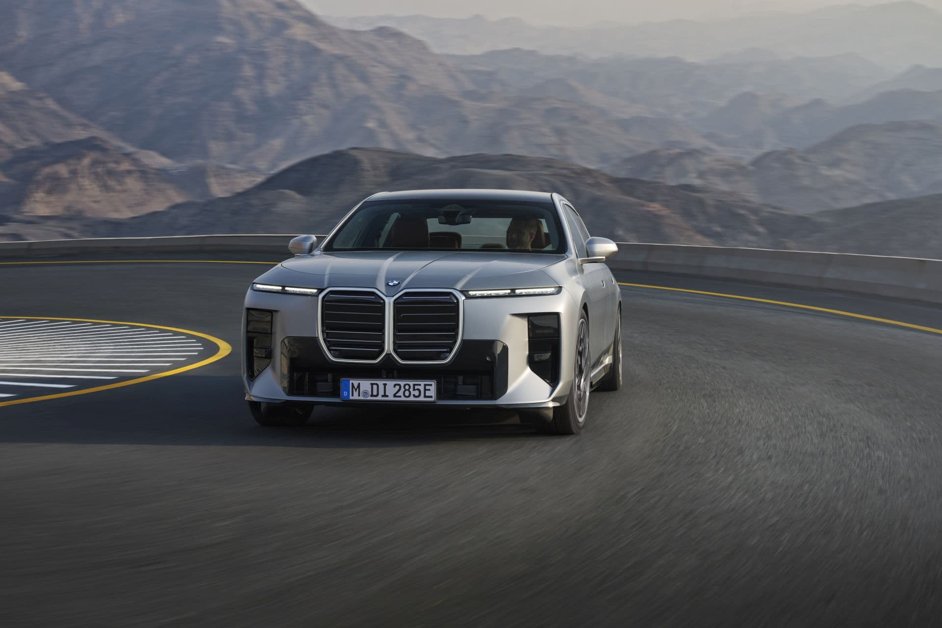 BMW liefert H1 2026 weniger aus, trotz E-Auto-Plus in Europa, China reißt das Halbjahr runter