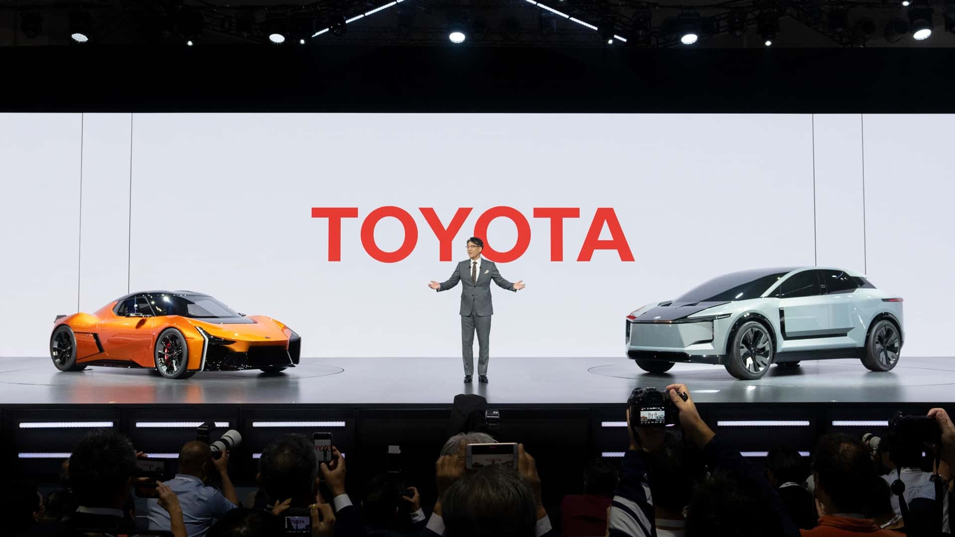 Toyota schlägt Alarm: Japan soll bei Autoteilen standardisieren, um gegen China-EVs zu bestehen