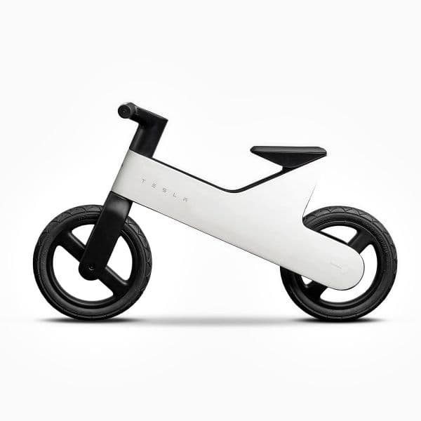 Tesla verkauft jetzt ein Balance Bike für Kinder, 225 Dollar und direkt ausverkauft