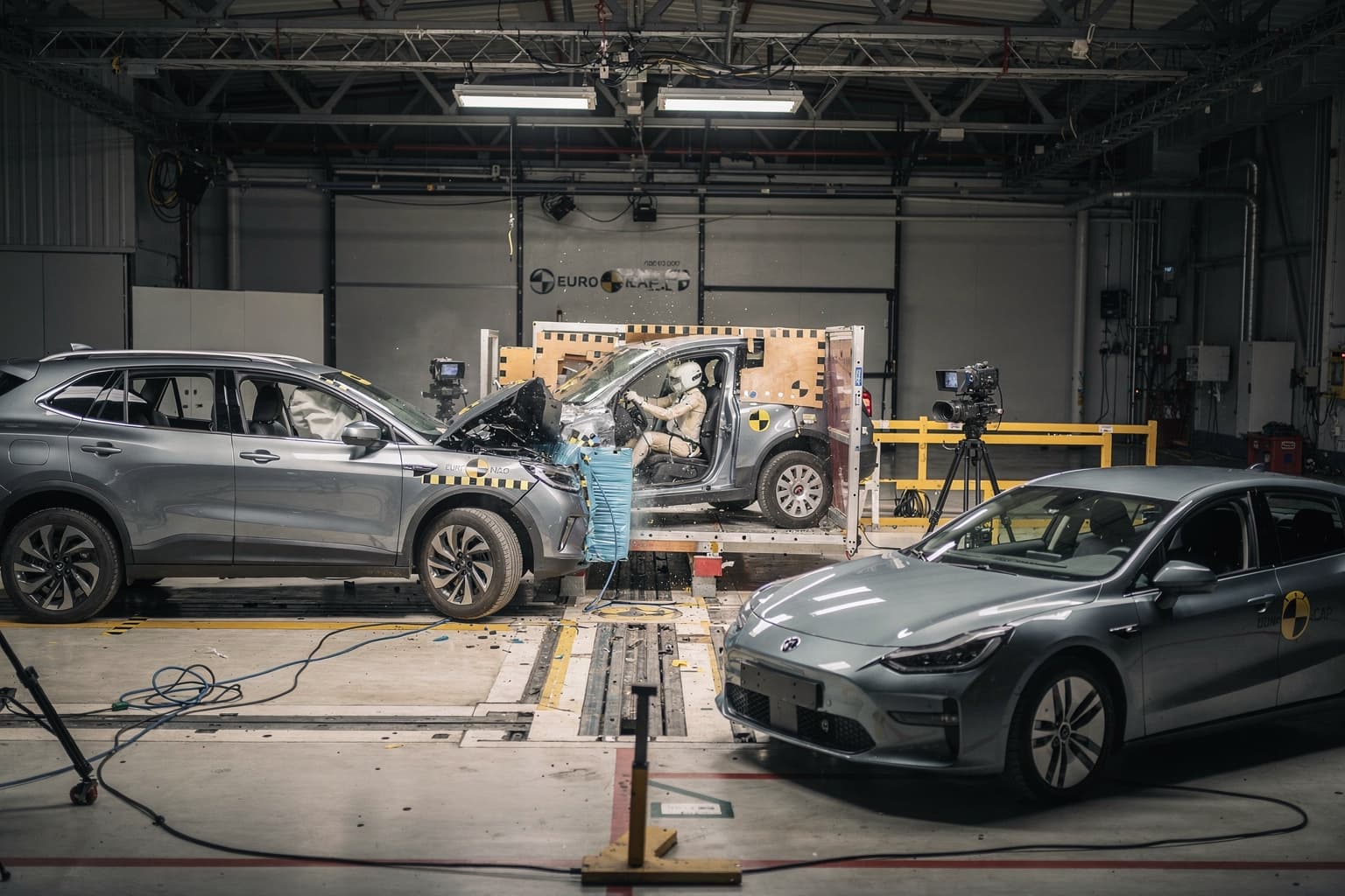 Euro NCAP 2026: BMW iX3 & Zeekr 7GT holen 5 Sterne