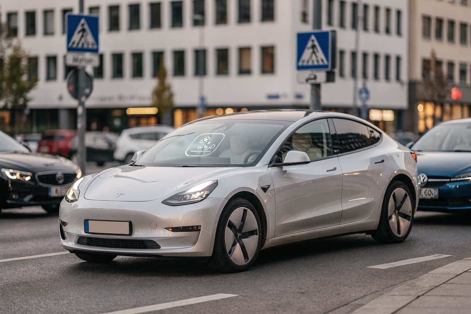 Tesla FSD spart Energie: 5% effizienter als Menschen
