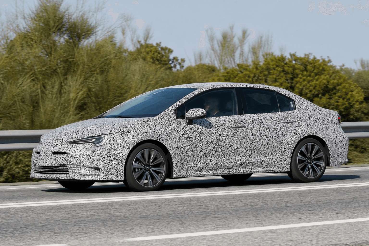 Toyota Corolla EV kommt, nächste Generation wird länger, flacher und soll Toyota gegen China absichern
